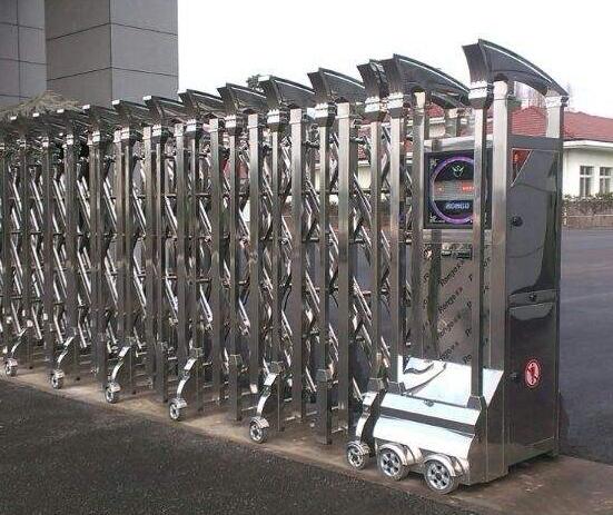 邢台出安智能伸缩门安装在冀中能源邢台矿业集团有限责任公司大门口