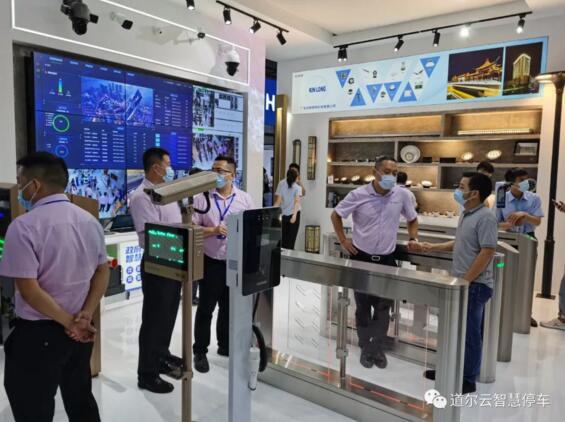 道尔产品携手坚朗走俏“建博会”