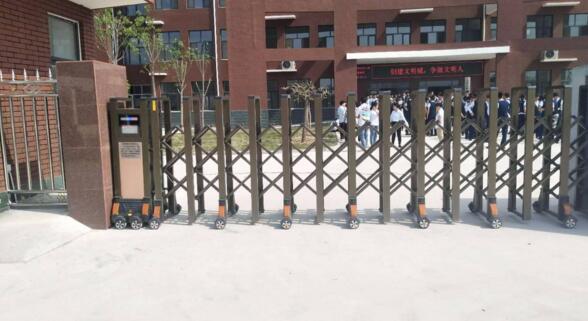 舟山市蓝焰燃气有限公司一直信赖舟山出安智能电动伸缩门