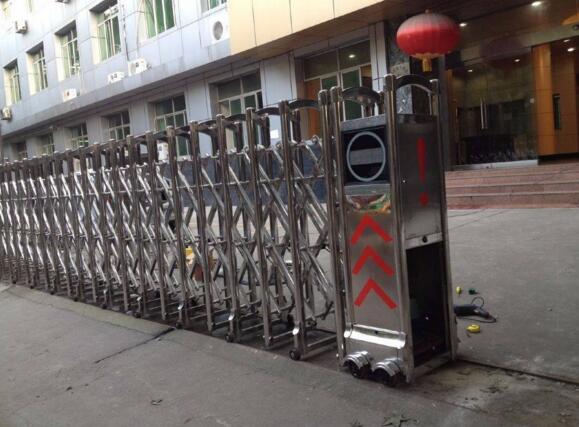 丽水市文元教育集团选用丽水出安智能电动伸缩门彰显个性