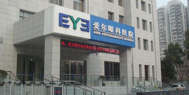 西宁出安智能卷帘门成西宁爱尔眼科医院有限公司的安防好帮手