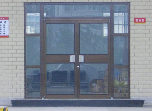 厦门海沧区沧海路中石化便利店肯德基门工程案例 - 中出网-智能出入口与停车充电门户