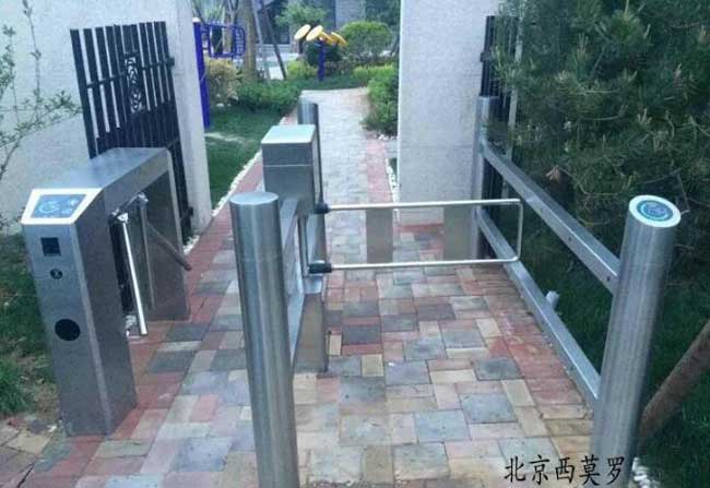 北京万科青岛小镇上新智能三辊闸机案例 - 中出网-智能出入口与停车充电门户