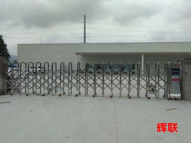 辉联伸缩门案例 - 中出网-智能出入口门户