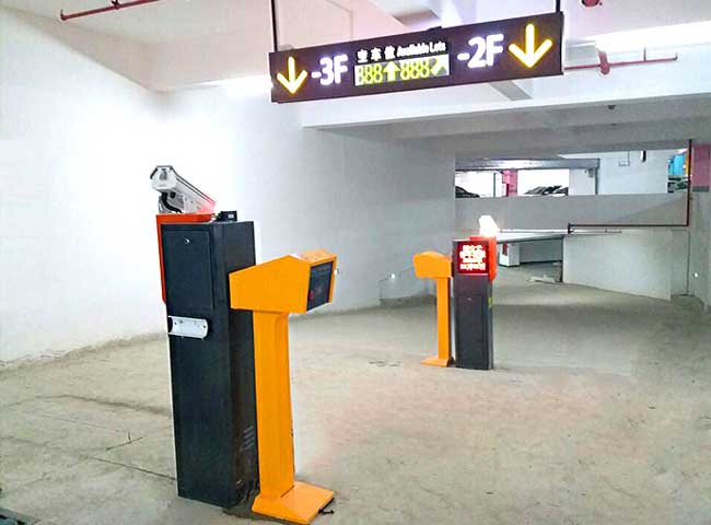 广东汕头澄海猛狮国际广场车牌识别系统案例 - 中出网-智能出入口与停车充电门户