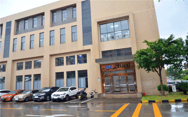 拥有面积超过3000㎡的生产厂房