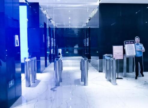 【喜报】每7秒卖出一条！令令开门落地全球领先男裤品牌总部：九牧王国际商务中心