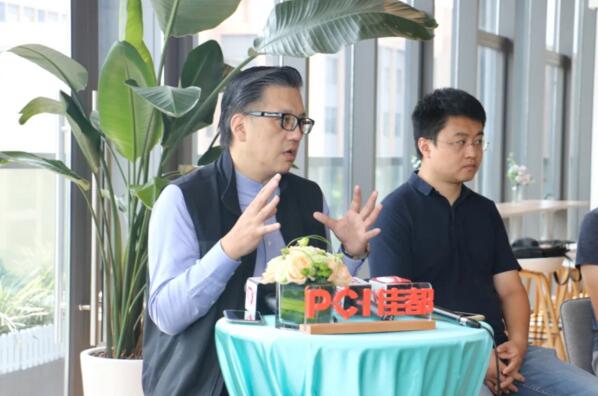 佳都科技高级副总裁、全球智能技术研究院院长李德紘为现场分享