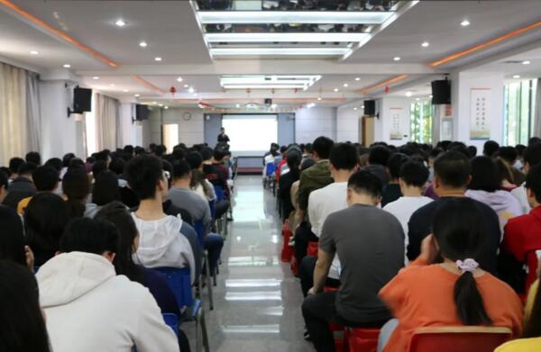 立林物联网技术研究院举办了“立林物联网技术研究院2020年度颁奖盛典”