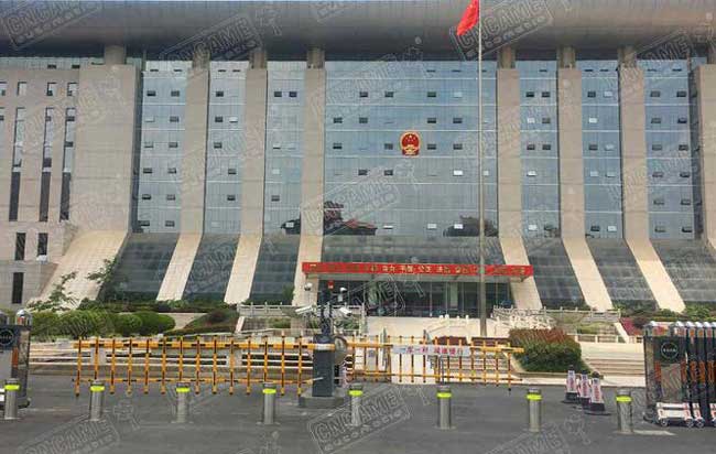 云南高级人民法院升降柱案例 - 中出网-智能出入口门户