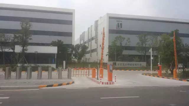 重庆莱宝科技有限公司道闸案例 - 中出网-智能出入口与停车充电门户