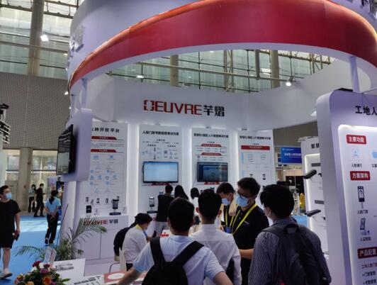 芊熠携一系列智能车牌识别产品、动态人脸识别产品和多场景解决方案惊艳亮相