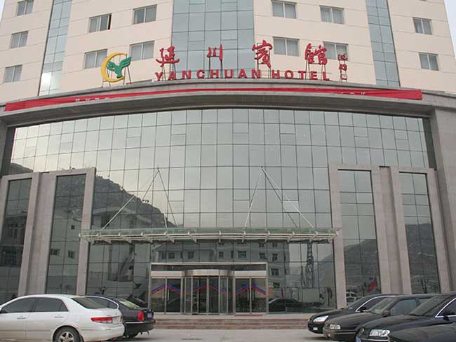 延川宾馆旋转门案例 - 中出网-智能出入口与停车充电门户