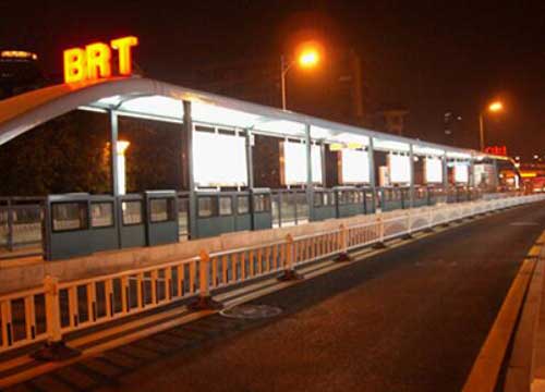 常州一号线BRT屏蔽门工程 - 中出网-智能出入口与停车充电门户