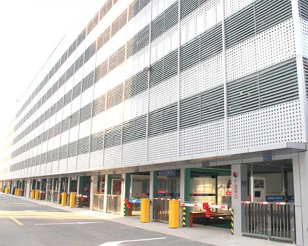 新式平面移动车库