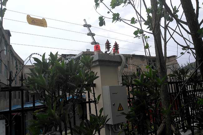 贵州乐湾国际小区电子围栏案例 - 中出网-智能出入口与停车充电门户