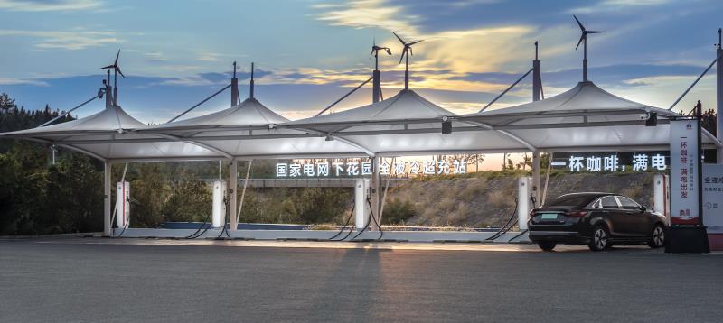 河北张家口国网下花园服务区全液冷超充站 - 中出网-智能出入口与停车充电门户