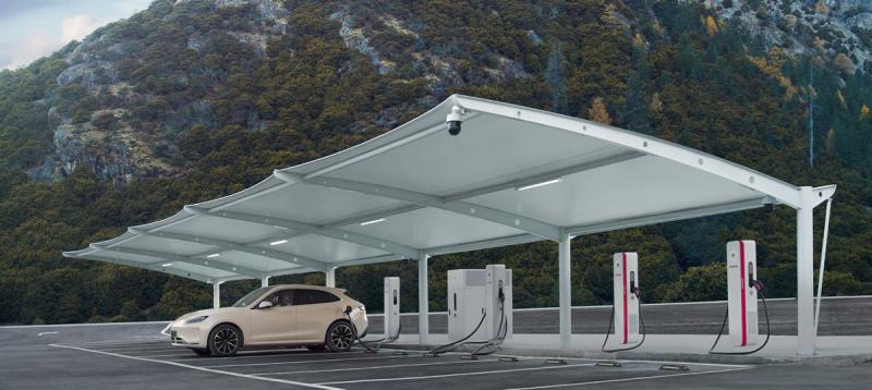 华夏鲲鹏桑堆服务区超充站 - 中出网-智能出入口与停车充电门户