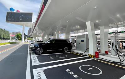 贵阳液冷超充站