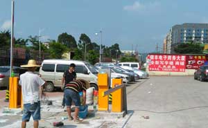 廣州嘉禾望崗銀豐電子商務(wù)大廈道閘案例