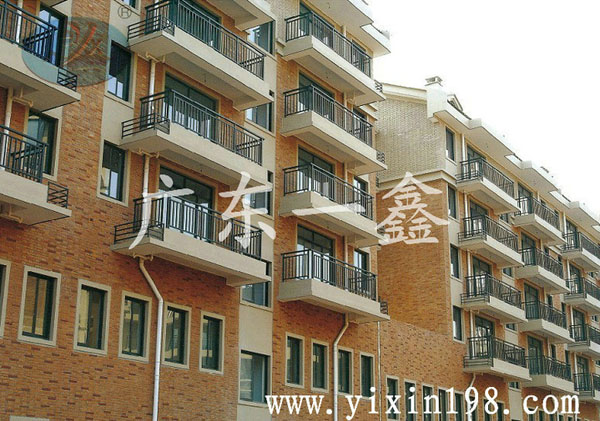 鋅鋼陽臺(tái)護(hù)欄