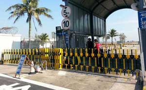 珠海市珠港機場管理有限公司柵欄道閘案例