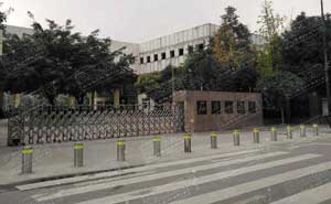 成都新都石犀小學升降柱案例