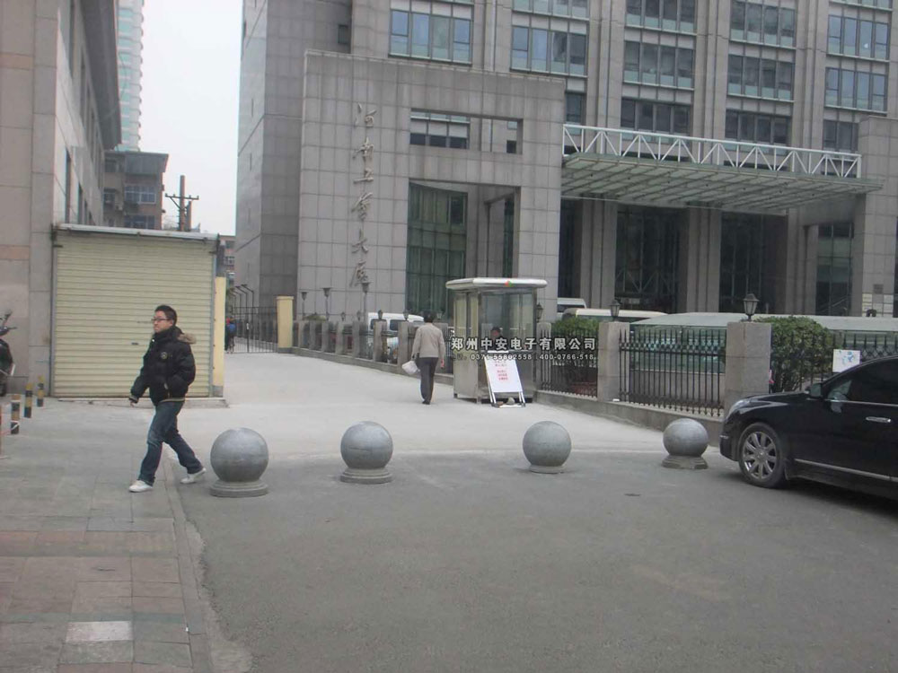 河南工會大廈崗?fù)すこ贪咐?- 中出網(wǎng)-智能出入口門戶